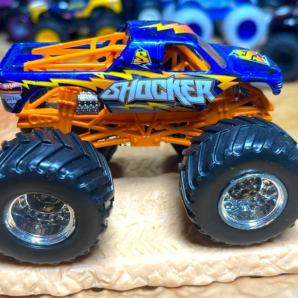 Shocker - Picture 3 of 3